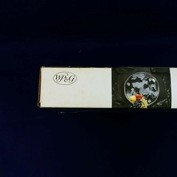 Serving Platter WP&G Bountiful Frosted Crystal Fruit Design 14" Vintage Platter - Picture 10 of 10